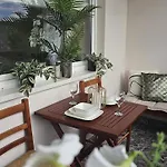 Apartament Lovely In 10 Min To Suntago Free Parking *