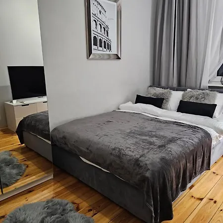 Lejlighed Lovely Apartment In Zyrardow Close To Suntago Tago *
