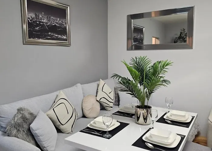 2-bed In 10 Min To Suntago & Parking