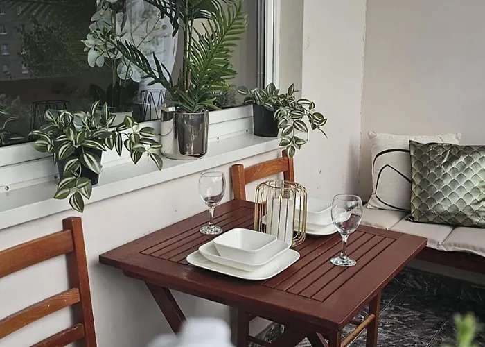 アパート 2-bed In 10 Min To Suntago & Parking *