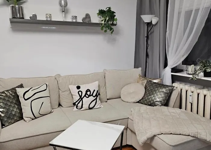 2-bed In 10 Min To Suntago & Parking アパート