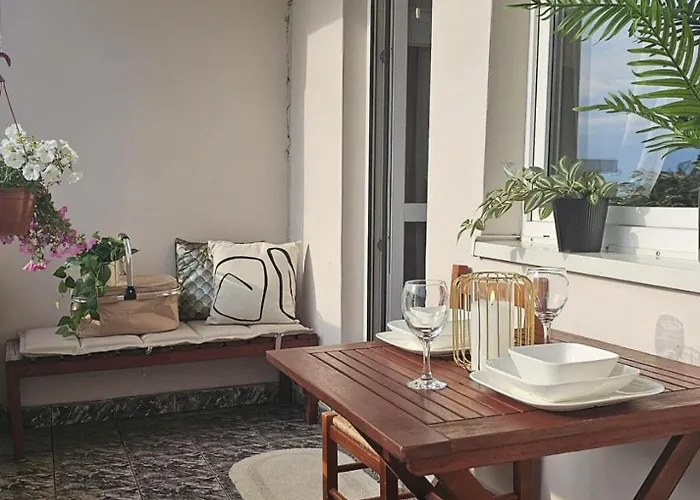 2-bed In 10 Min To Suntago & Parking アパート *