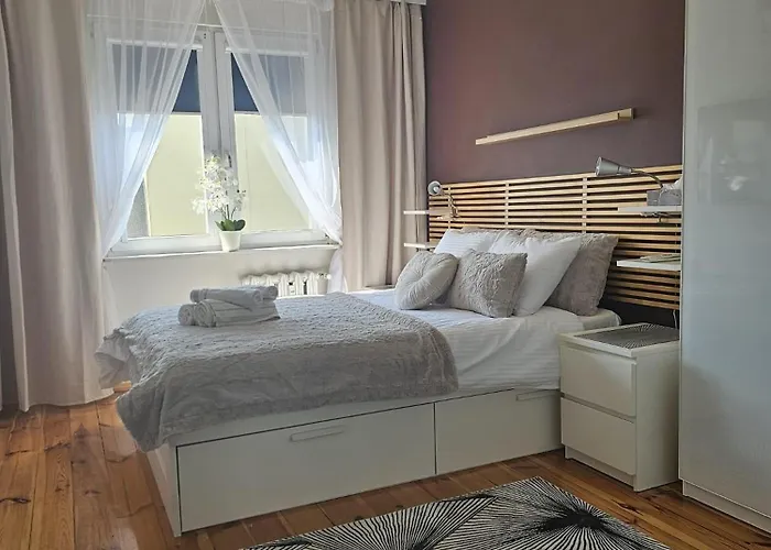 2-bed In 10 Min To Suntago & Parking アパート *